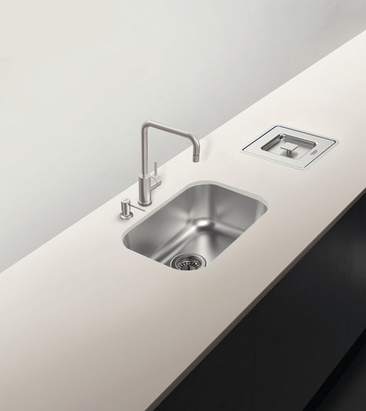 Rectangular 47 BL 47x30.5 Single Sink T304